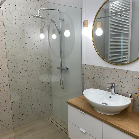 Metro Szwedzka Apartament Apple Warszawa Zewnętrze zdjęcie