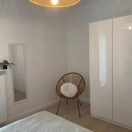 Metro Szwedzka Apartament Apple Warszawa Zewnętrze zdjęcie